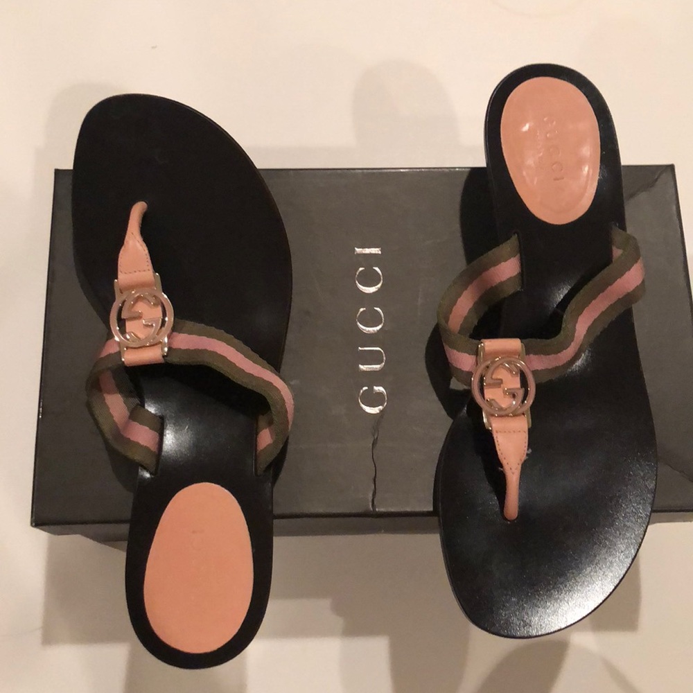 GUCCI RIBBON THONG SANDAL IN ROSE AND PALE GREEN
